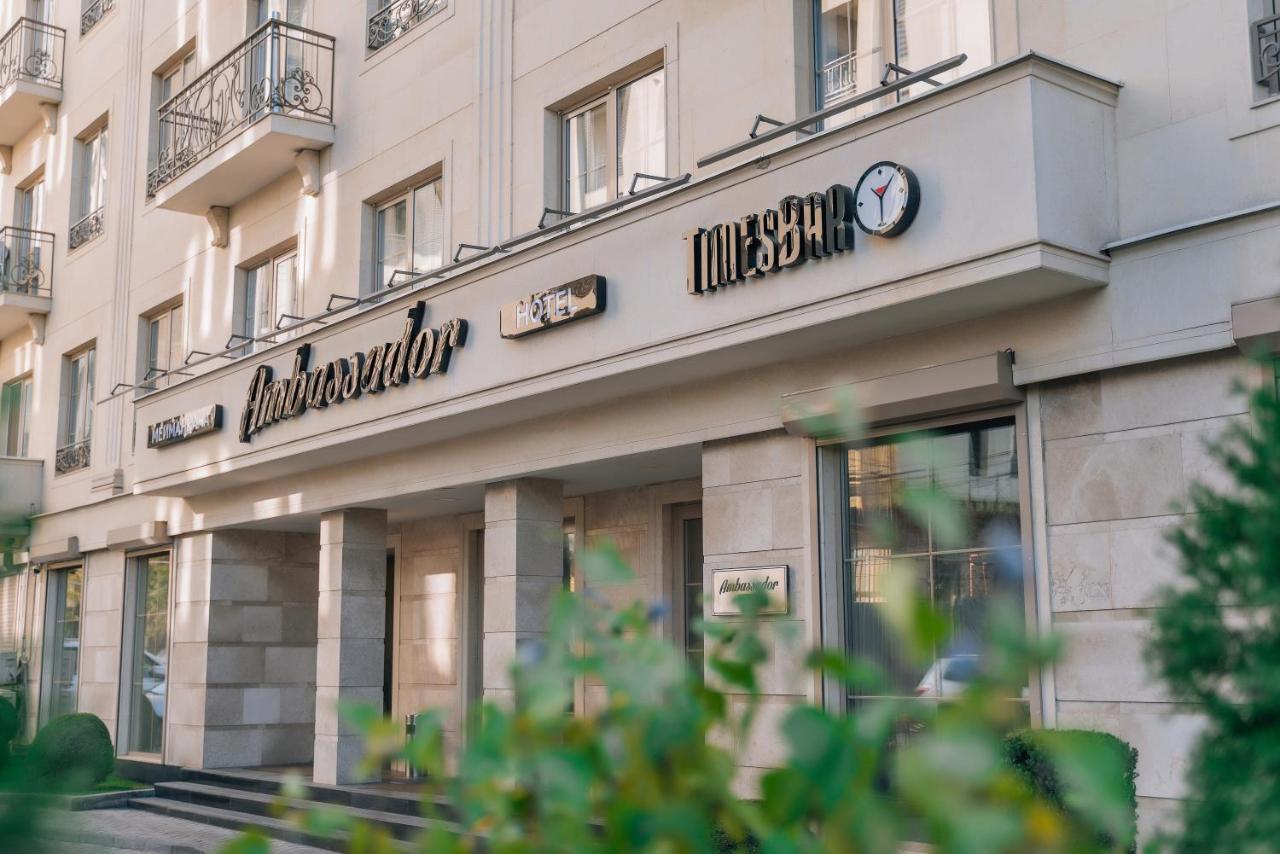Ambassador Hotel Бішкек Екстер'єр фото